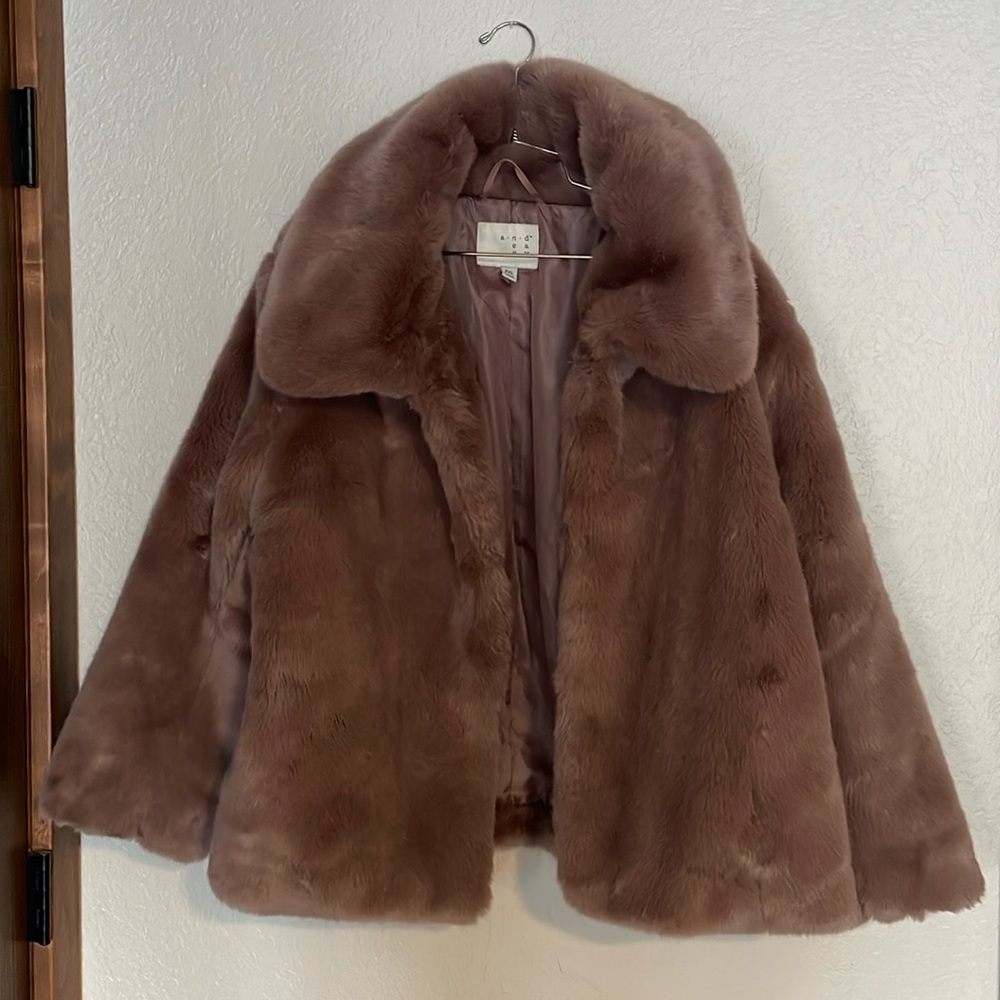 Luxe warm soft faux fur coat size xxl A New Day. Great condition. Statement coat